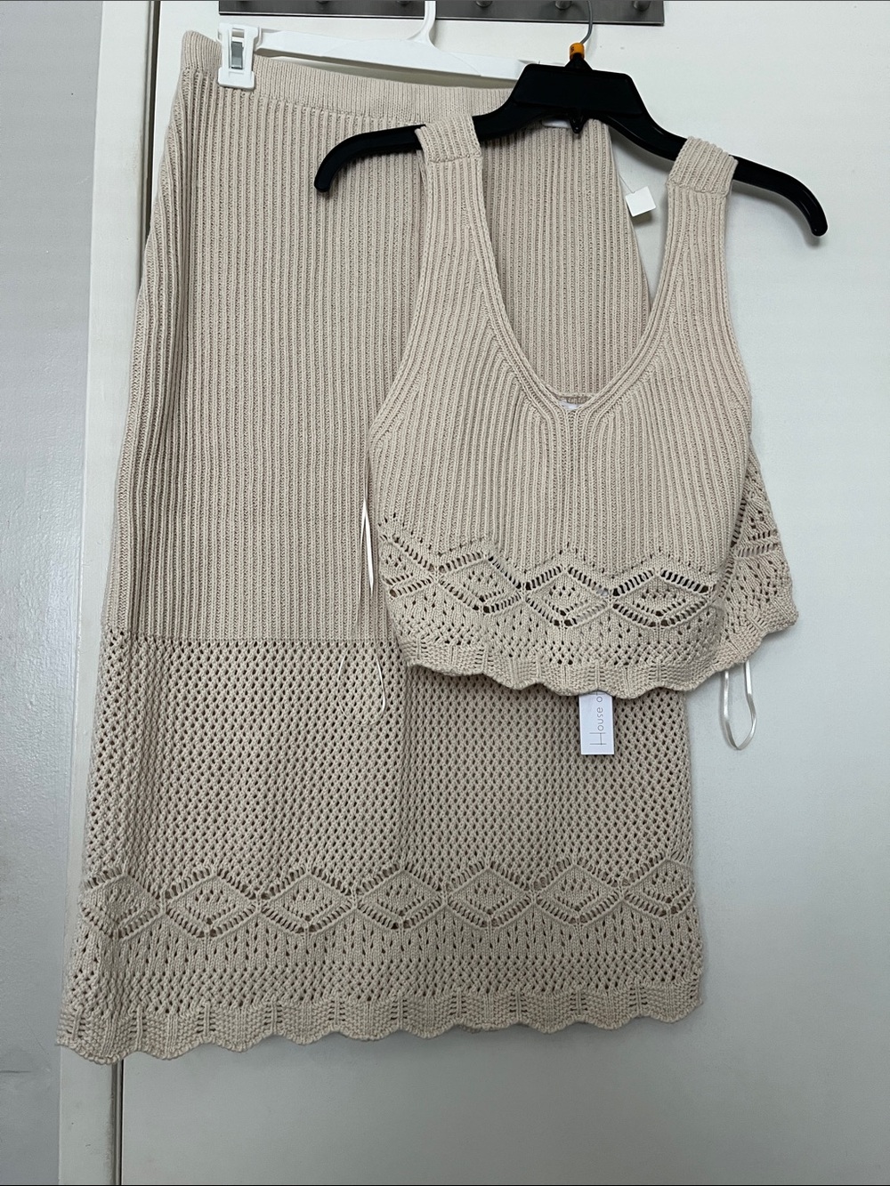 House of Harlow 1960 (Set) Cream Ribbed Knit Top and Skirt - Picture 1 of 8